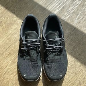 Womens On Cloud 5 Tennis Shoe